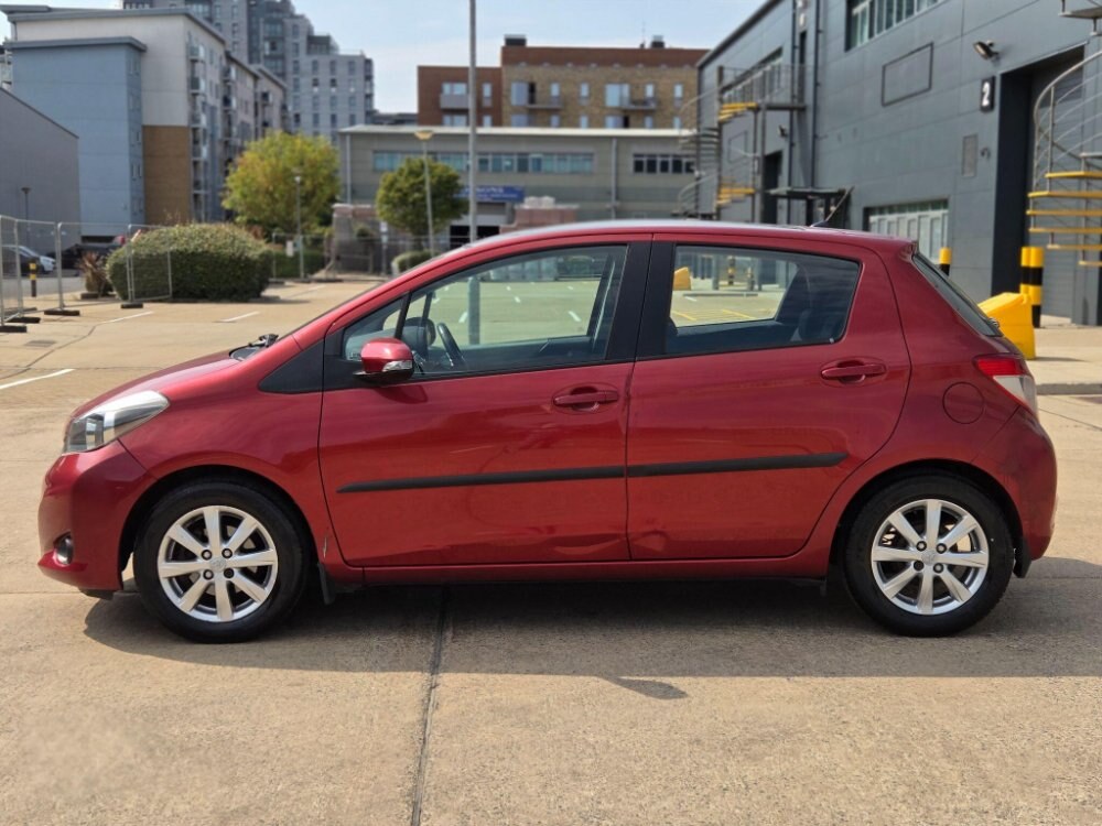 2012 Toyota Yaris 1.33 Dual VVT-i T Spirit Multidrive S Euro 5 5dr
