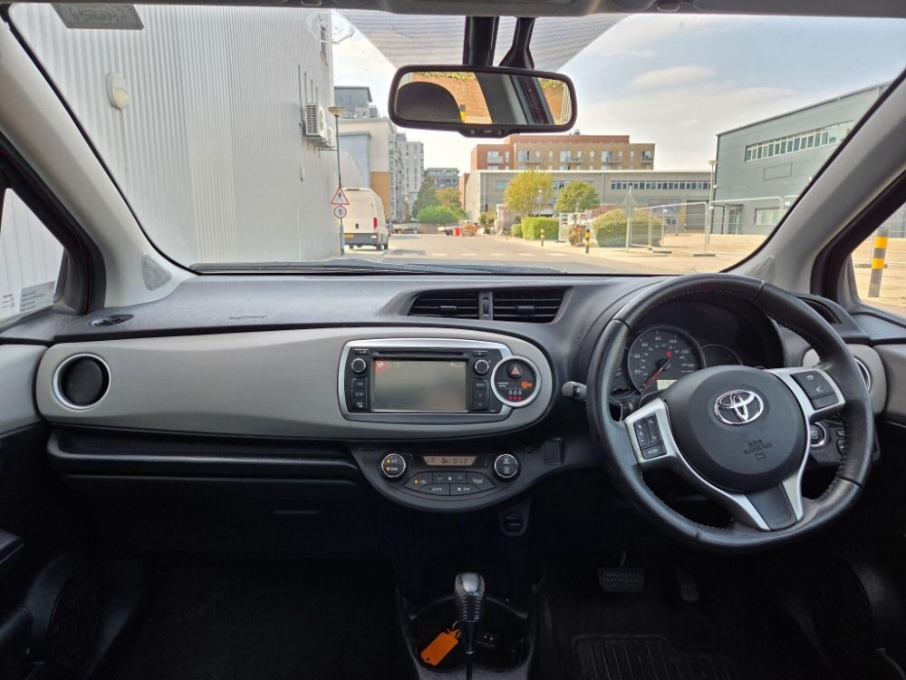 2012 Toyota Yaris 1.33 Dual VVT-i T Spirit Multidrive S Euro 5 5dr