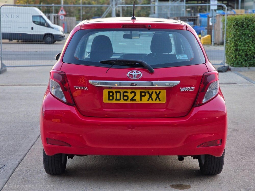 2013 Toyota Yaris 1.33 Dual VVT-i TR Multidrive S Euro 5 5dr