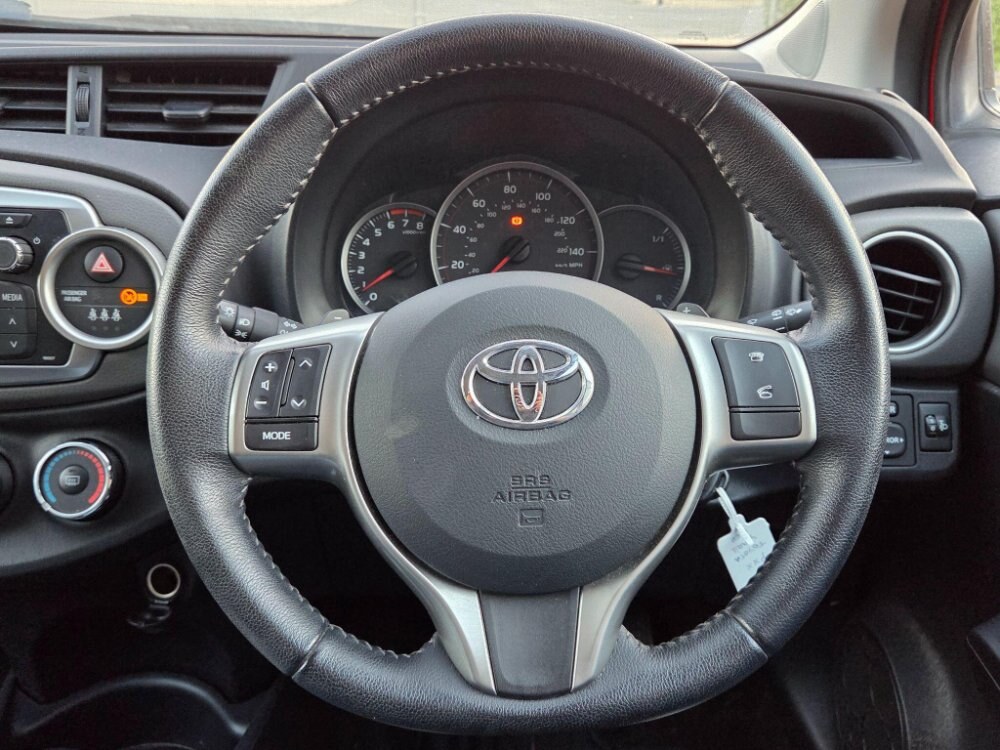 2013 Toyota Yaris 1.33 Dual VVT-i TR Multidrive S Euro 5 5dr
