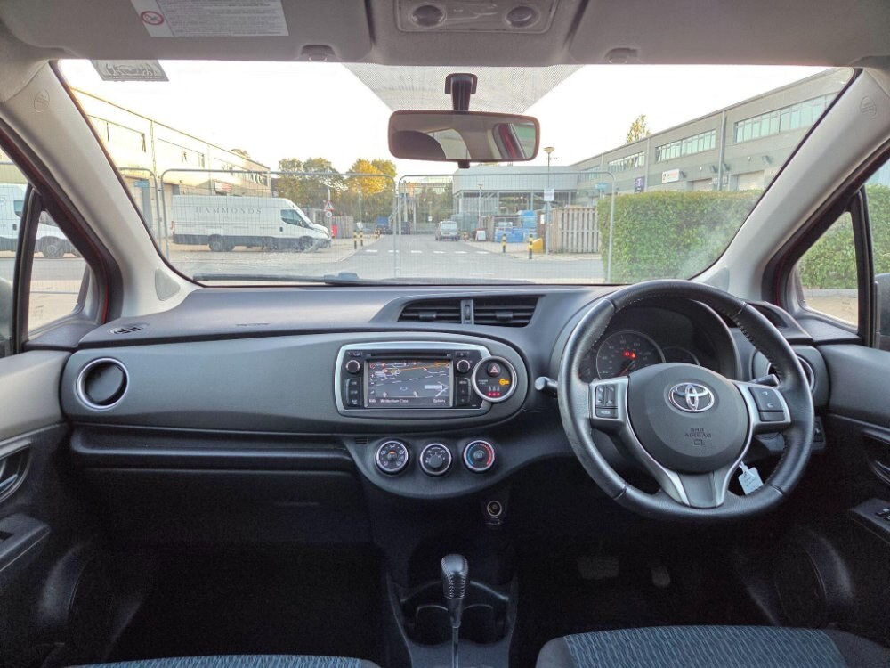 2013 Toyota Yaris 1.33 Dual VVT-i TR Multidrive S Euro 5 5dr