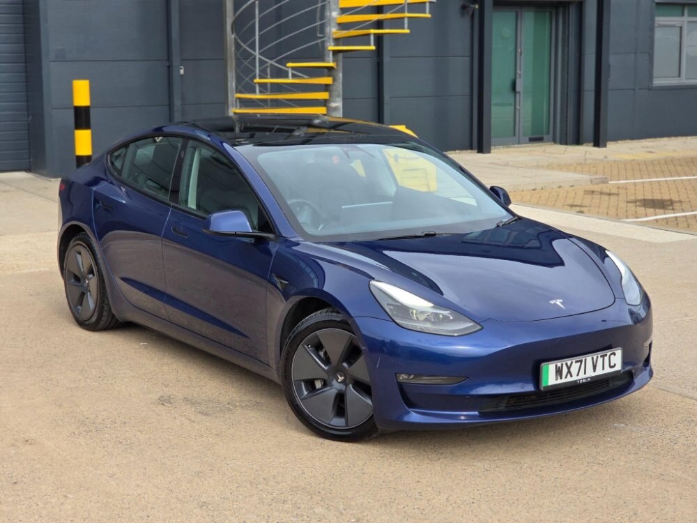 2021 Tesla Model 3 (Dual Motor) Long Range Auto 4WDE 4dr