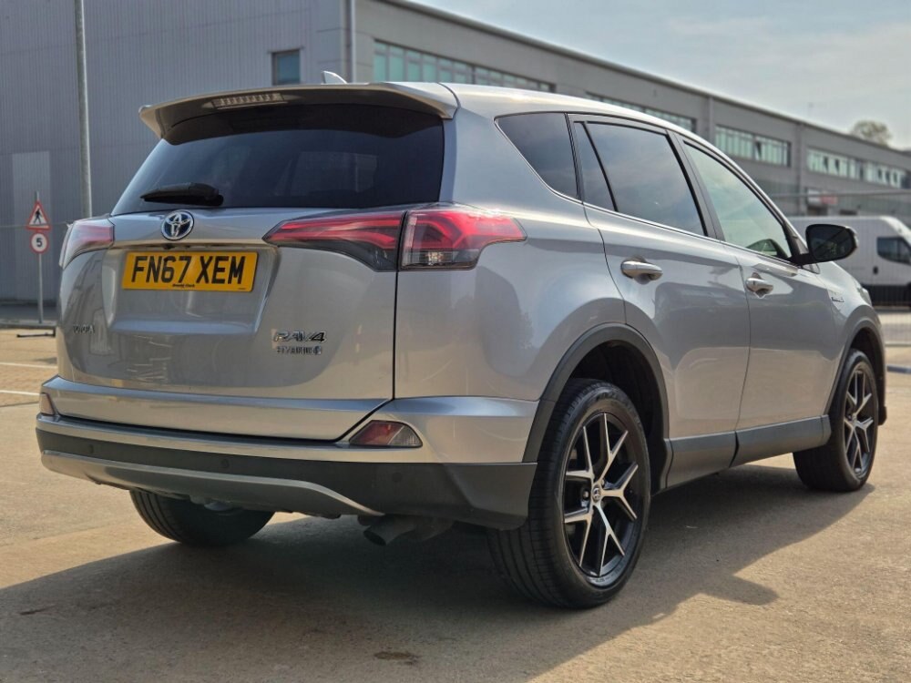 2017 Toyota RAV4 2.5 VVT-h Icon CVT 4WD Euro 6 (s/s) 5dr (Safety Sense, Nav)