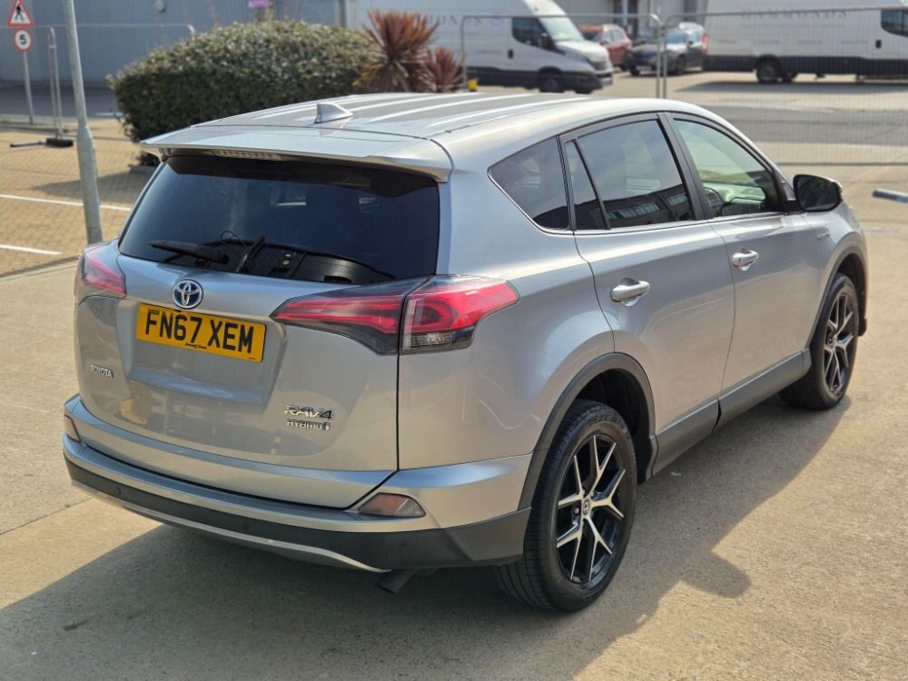 2017 Toyota RAV4 2.5 VVT-h Icon CVT 4WD Euro 6 (s/s) 5dr (Safety Sense, Nav)