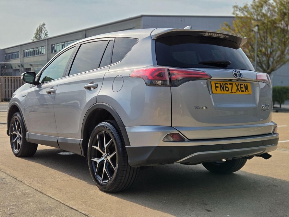 2017 Toyota RAV4 2.5 VVT-h Icon CVT 4WD Euro 6 (s/s) 5dr (Safety Sense, Nav)