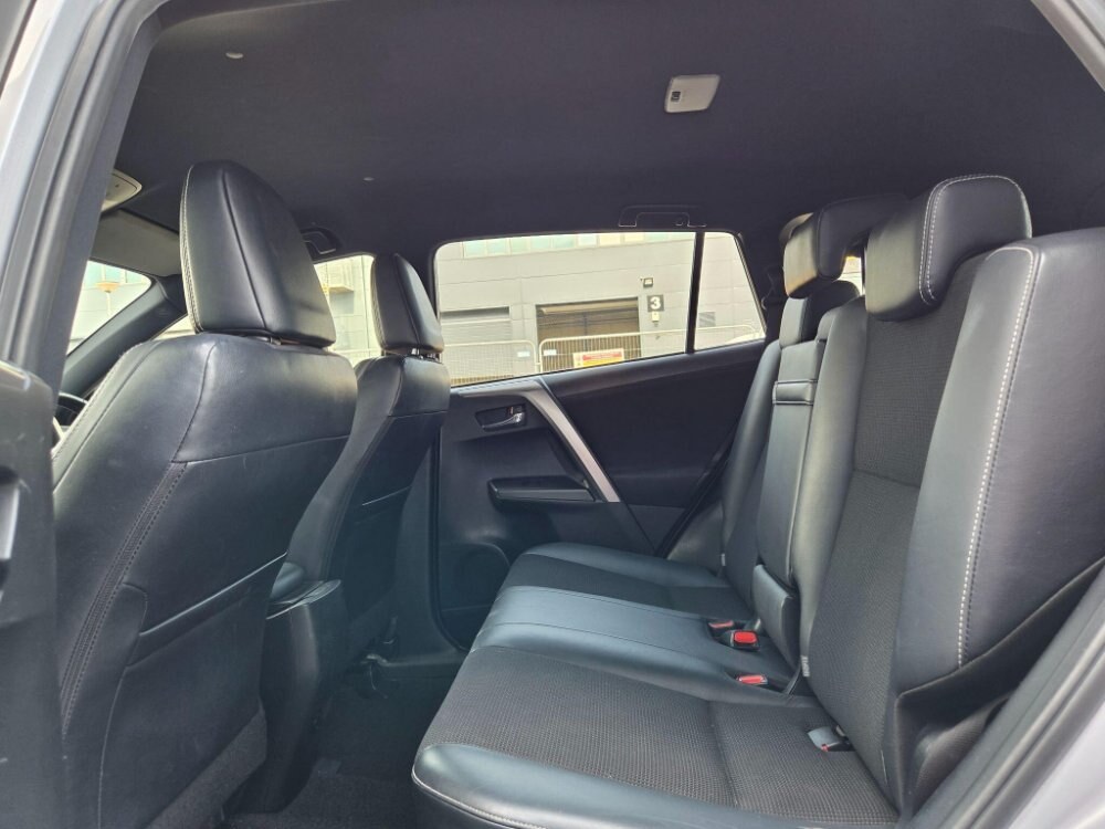 2017 Toyota RAV4 2.5 VVT-h Icon CVT 4WD Euro 6 (s/s) 5dr (Safety Sense, Nav)