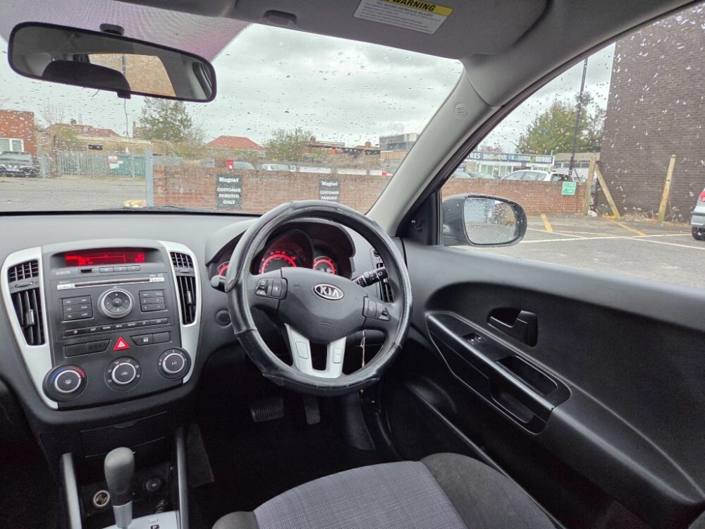 2009 KIA Ceed 1.6 1 Auto Euro 4 5dr