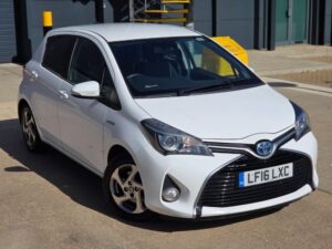 2016 Toyota Yaris 1.5 VVT-h Icon E-CVT Euro 6 5dr