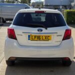 2016 Toyota Yaris 1.5 VVT-h Icon E-CVT Euro 6 5dr