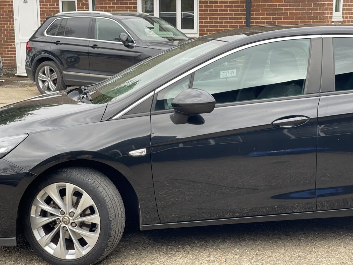 2017 Vauxhall Astra 1.4 i Turbo Tech Line Nav