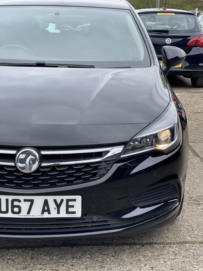 2017 Vauxhall Astra 1.4 i Turbo Tech Line Nav