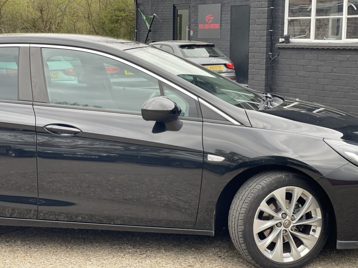 2017 Vauxhall Astra 1.4 i Turbo Tech Line Nav