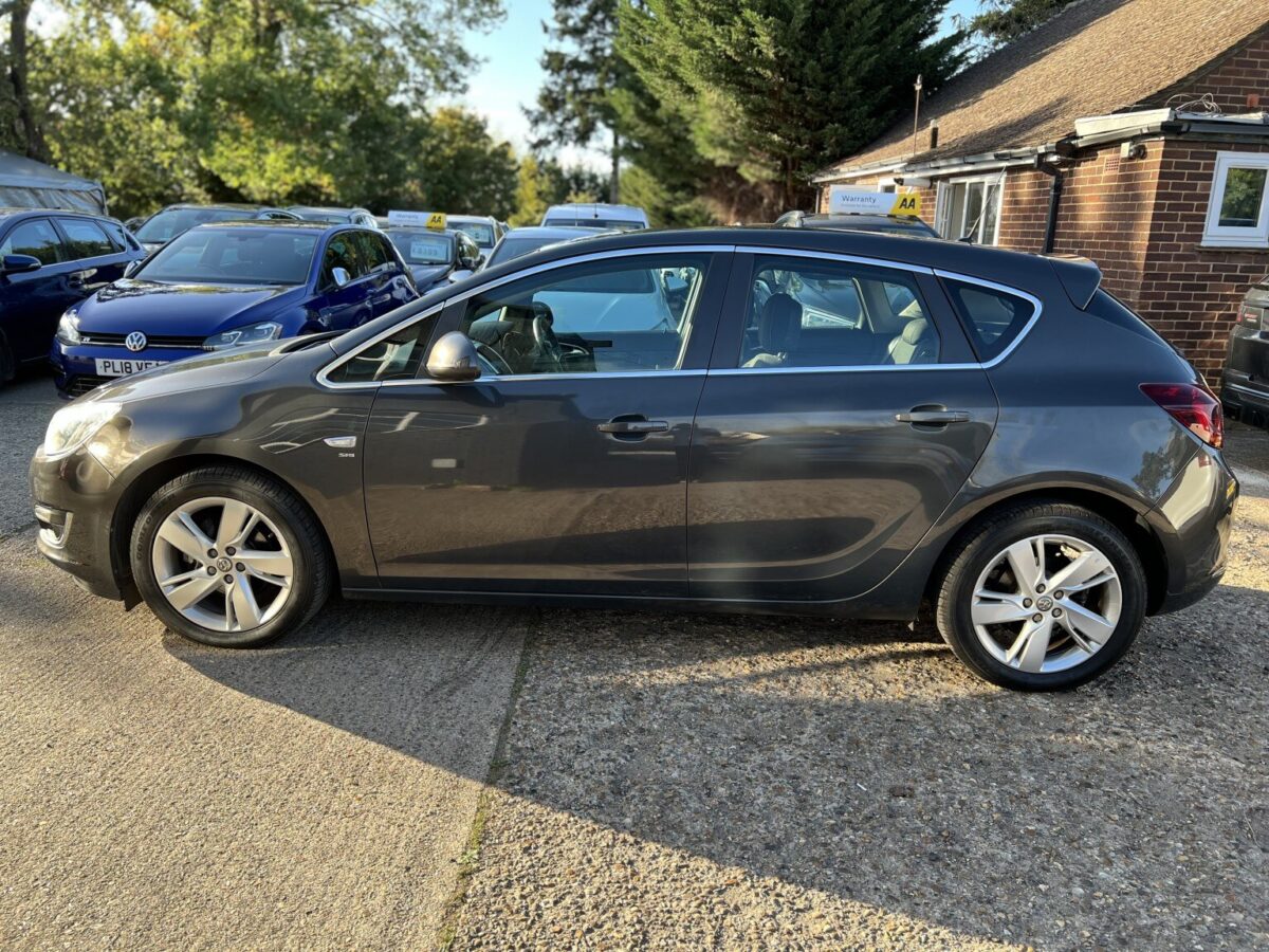 2013 Vauxhall Astra 1.6 16v SRi