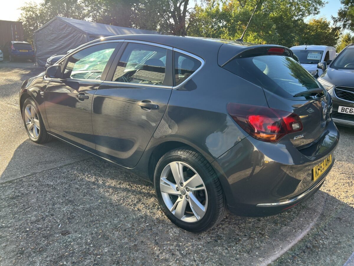 2013 Vauxhall Astra 1.6 16v SRi