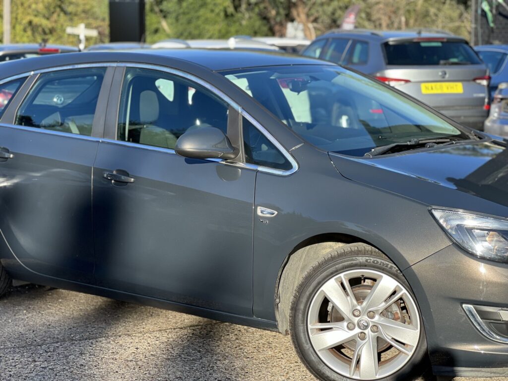 2013 Vauxhall Astra 1.6 16v SRi