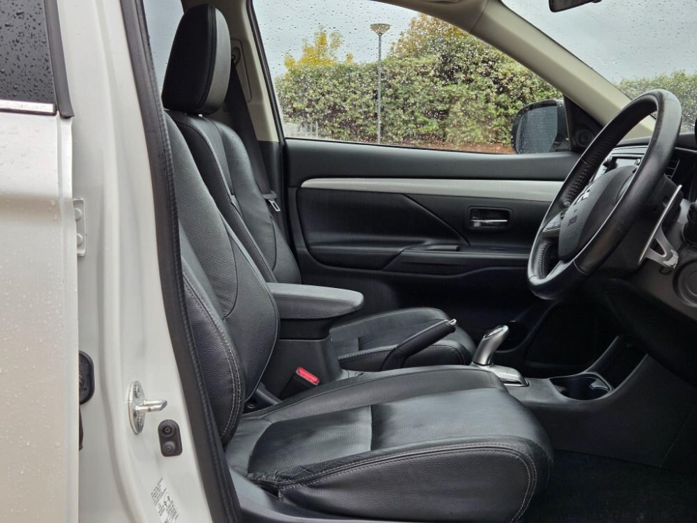 2015 Mitsubishi Outlander 2.0h 12kWh GX4h CVT 4WD Euro 5 (s/s) 5dr