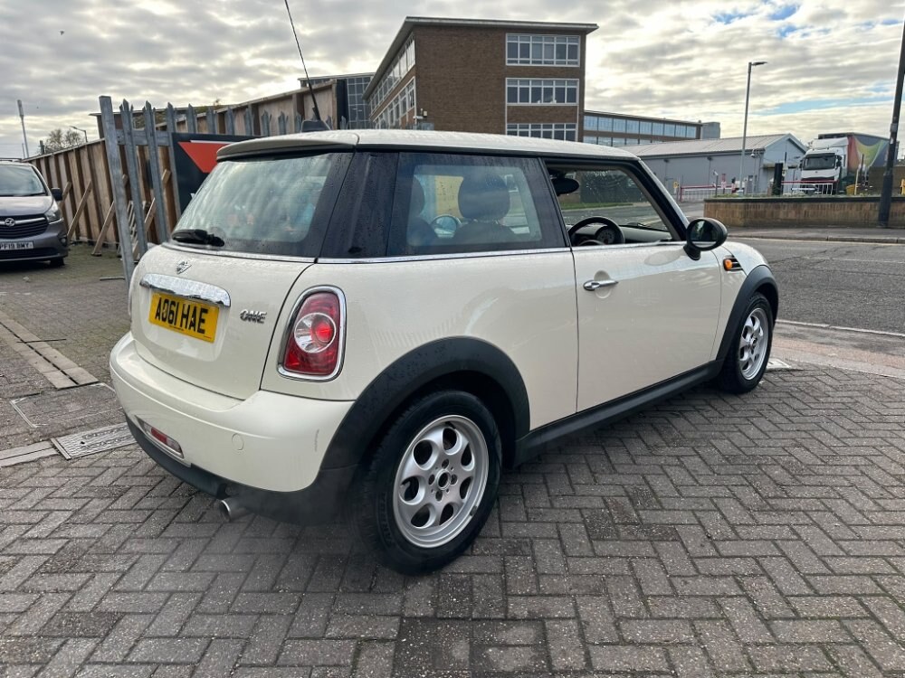 2011 MINI Hatch 1.6 One Hatchback 3dr Petrol Manual Euro 5 (98 ps)