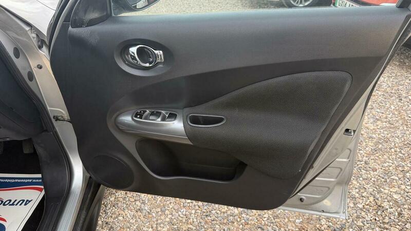 2011 Nissan Juke 1.6 Acenta Euro 5 5dr, photo 16