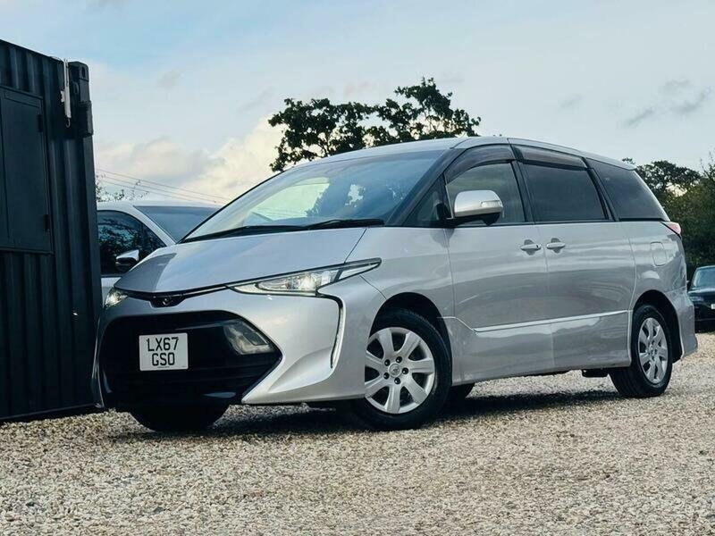 2017 Toyota Estima 2.4 PETROL AUTO 5 DOOR 8 SEATER, photo 3