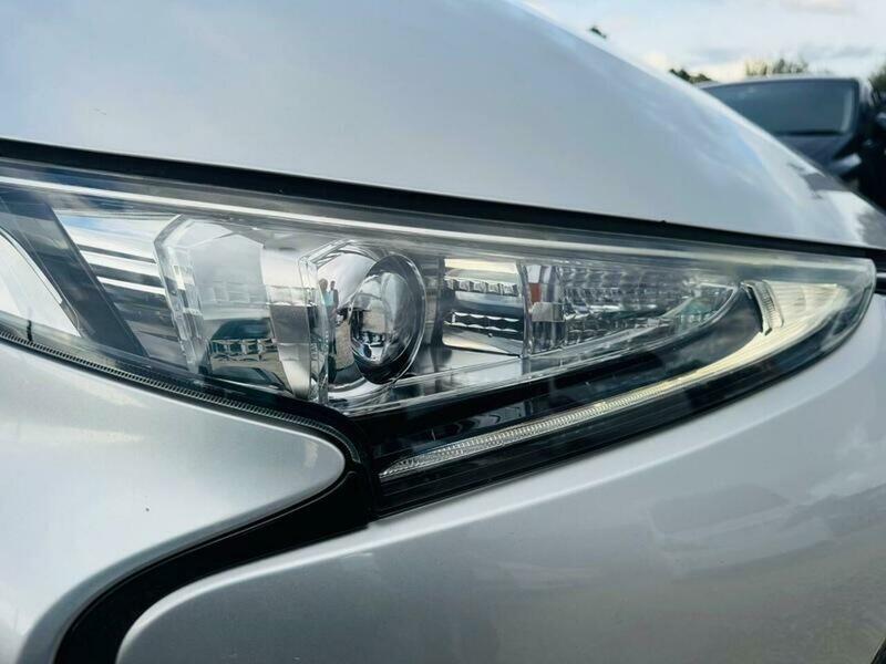 2017 Toyota Estima 2.4 PETROL AUTO 5 DOOR 8 SEATER, photo 10