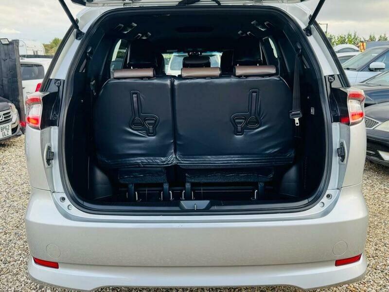 2017 Toyota Estima 2.4 PETROL AUTO 5 DOOR 8 SEATER, photo 12