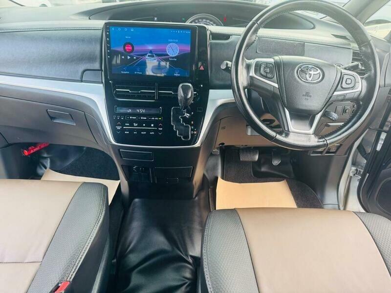 2017 Toyota Estima 2.4 PETROL AUTO 5 DOOR 8 SEATER, photo 22